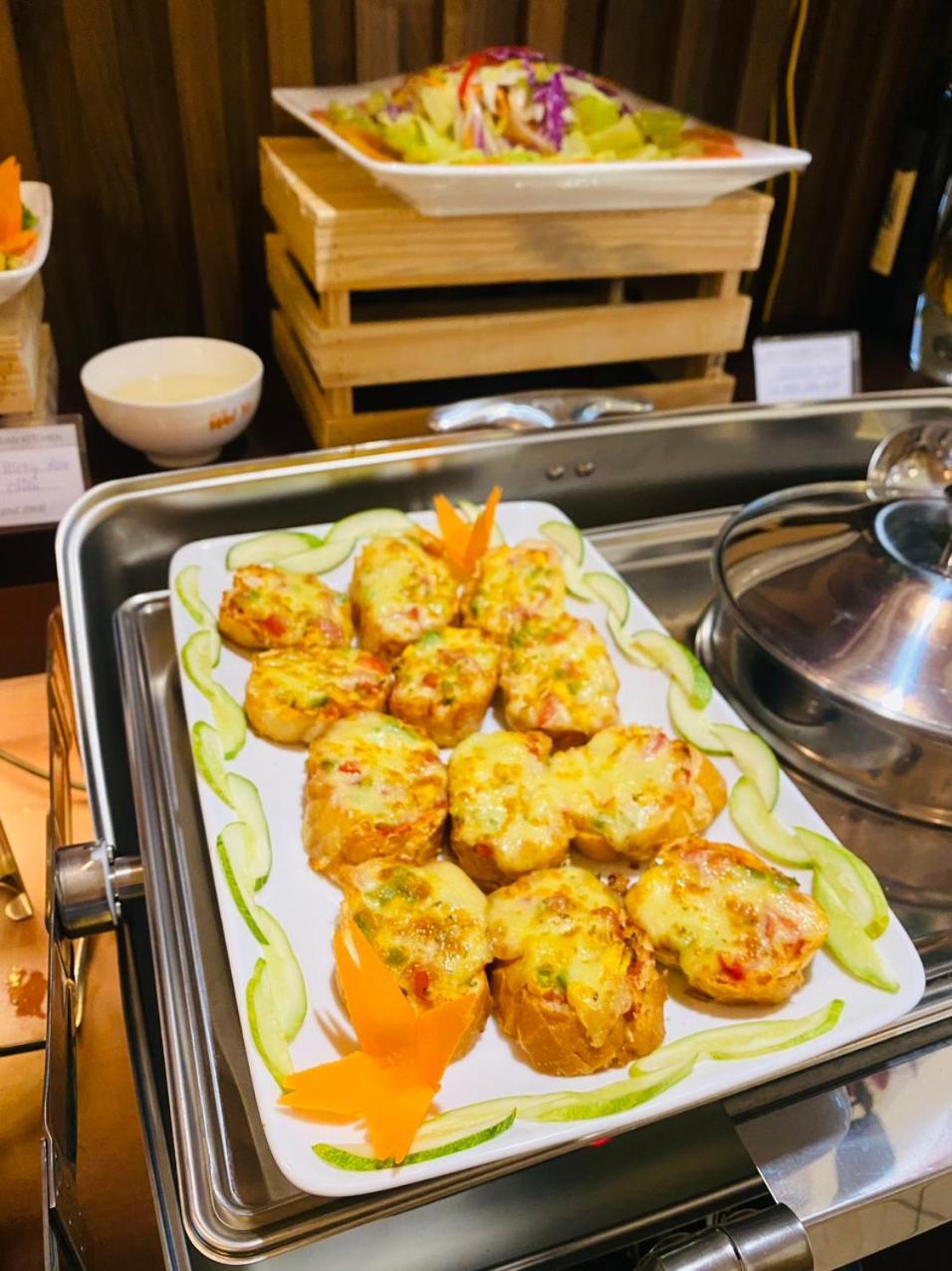Na Nue Hotel مدينة هوشي منه المظهر الخارجي الصورة