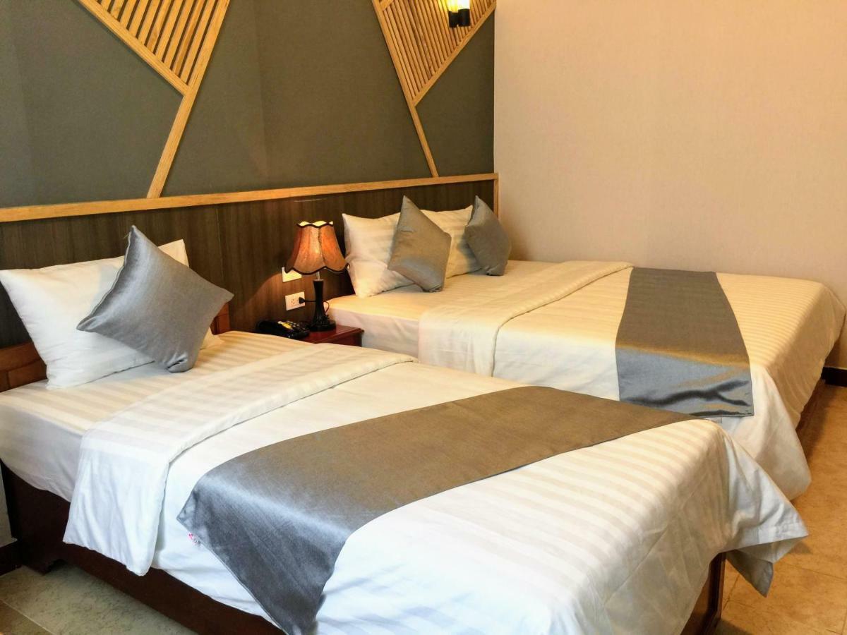 Na Nue Hotel مدينة هوشي منه المظهر الخارجي الصورة