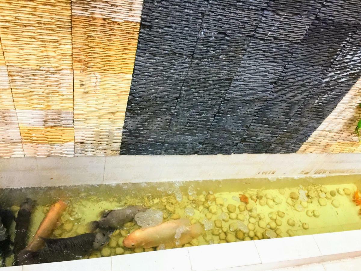 Na Nue Hotel مدينة هوشي منه المظهر الخارجي الصورة